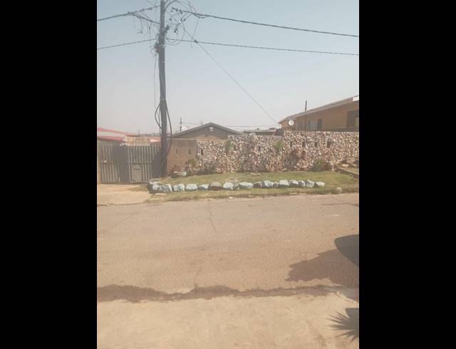 3 BEDROOM HOUSE FOR SALE IN DUBE